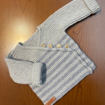 Mi Proyecto del curso: Tejido de punto para prendas infantiles. Un proyecto de Moda, Diseño de moda, Tejido y DIY de Nora Espíndola - 03.12.2021