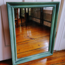 Vintage Mirror Frame. Un projet de Artisanat, Design, Fabrication de mobilier, Design d'intérieur, Peinture, DIY, Menuiserie, Upc , et cling de Abby Morgan - 14.12.2021