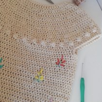 Mi Proyecto del curso: Crochet: diseña prendas y patrones con tejido circular. Un proyecto de Diseño de complementos, Moda, Diseño de moda, Tejido, DIY y Crochet de pinibon - 02.02.2022