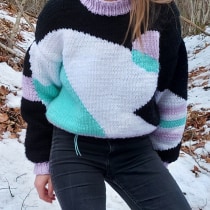My project in Intarsia Knitwear Design and Creation course. Fashion, Fashion Design, Fiber Arts, DIY, Knitting, and Textile Design project by spela.sodja - 01.15.2022