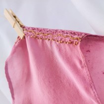 Mi Proyecto del curso: Teñido textil con pigmentos naturales. Un proyecto de Artesanía, Moda, Diseño de moda, DIY, Teñido Textil y Diseño textil de Daniela Quinto - 07.02.2022