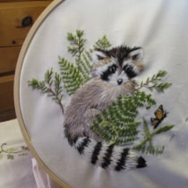My project in Freehand Needle Painting: Embroider the Beauty of Wildlife course. Traditional illustration, Embroider, Textile Illustration, and Textile Design project by Chris - 02.20.2022