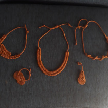 Mi proyecto del curso: Iniciación a la bisutería con cordón: fabrica tus propios collares. Arts, Crafts, and Macramé project by Beatriz Vilderman - 05.27.2022