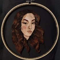 Mi proyecto del curso: Retratos bordados sobre tul. Un proyecto de Bordado, Dibujo de Retrato, Ilustración textil y DIY de veronika_ - 25.06.2022