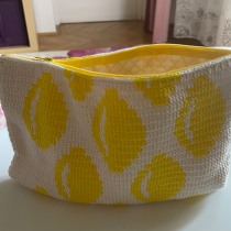 My project for course: Crochet Pattern Design: Find Your Signature Style. Design de acessórios, Moda, Pattern Design, Tecido, DIY, Crochê, e Design têxtil projeto de Csilla Gömöri - 02.07.2022