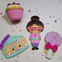 Mi proyecto del curso: Decoración de galletas con royal icing para principiantes. Un proyecto de Diseño, DIY, Artes culinarias, Lifest y le de Graciela Díaz - 24.07.2022