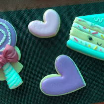 Mi proyecto del curso: Decoración de galletas con royal icing para principiantes. Un proyecto de Diseño, DIY, Artes culinarias, Lifest y le de Are Nava - 26.07.2022