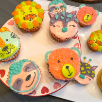 Cute animal cupcakes!. Projekt z dziedziny DIY i Sztuki kulinarne użytkownika mama_megs - 04.08.2022