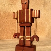Mi proyecto del curso: Carpintería lúdica: crea art toys de madera. Character Design, Sculpture, To, Design, Art To, s, and Woodworking project by gukock - 09.23.2022