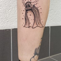 Mój projekt z kursu: Techniki tatuażu: cieniowanie pepper shading. Projekt z dziedziny Trad, c, jna ilustracja i Projektowanie tatuaż użytkownika Szymon Żok - 27.09.2022