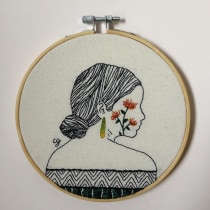 My project for course: Portrait Embroidery with Botanical Elements. Portrait Illustration, Embroider, Textile Illustration, and Textile Design project by chiara_gasparetto - 10.17.2022