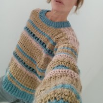 Mi proyecto del curso: Prendas a crochet llenas de color y textura. Un proyecto de Moda, Diseño de moda, Tejido, Crochet y Diseño textil de charli_b - 16.11.2022