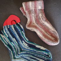 Mi proyecto del curso: Diseño y tejido de calcetines en crochet. Fashion, Fashion Design, Fiber Arts, DIY, Crochet, and Textile Design project by Barbara Scavarda - 11.27.2022
