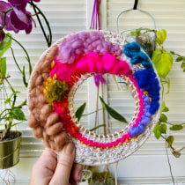 My project for course: Circular Weaving for Colorful Wall Decor. Arts, Crafts, Interior Design, Pattern Design, Fiber Arts, Weaving, and Textile Design project by qxsikim5fv - 01.30.2023