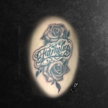 Mi proyecto del curso: Tatuaje a mano alzada de letras cursivas. Lettering, and Tattoo Design project by abrahamvilla81 - 02.09.2023