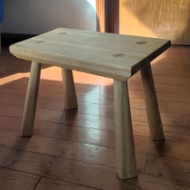 Mi banquito. Un proyecto de Artesanía, Diseño, creación de muebles					, DIY y Carpintería de salomonglez - 05.03.2023