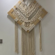 Mi proyecto del curso: Introducción al tapiz de macramé. Accessor, Design, Arts, Crafts, Fiber Arts, Macramé, and Textile Design project by Ana Gonzalez Cuellar - 04.07.2023