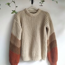 Meu projeto do curso: Crochê: crie roupas com apenas uma agulha. Moda, Design de moda, Tecido, DIY, Crochê, e Design têxtil projeto de facruziniani - 08.04.2023