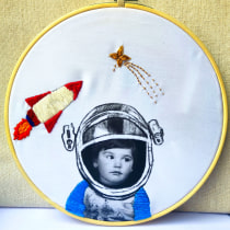 Space Cadet. Fotografia, Colagem, Papercraft, Estampagem, Bordado, Ilustração têxtil, DIY, e Design têxtil projeto de michelleramrachia - 01.05.2023