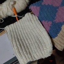 Mi proyecto del curso: Crochet: crea prendas con una sola aguja. Un proyecto de Moda, Diseño de moda, Tejido, DIY, Crochet y Diseño textil de Carla Flores - 08.05.2023