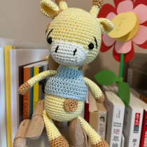 My project for course: Crocheting Amigurumi Animals for Beginners. Projekt z dziedziny Craft, Projektowanie zabawek, Sz, dełkowanie, Amigurumi, Wzornictwo tekst i liów użytkownika venna.chai - 08.07.2023