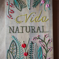 Vida Natural. Arts, Crafts, Fine Arts, Embroider, and Textile Design project by valeriagrabar - 08.15.2023