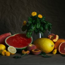 My project for course: Still-Life Photography: Create Dark and Moody Images. Product Photograph, Fine-Art Photograph, and Food Photograph project by Inna Kruglova - 08.31.2023