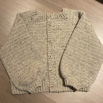 Mi proyecto del curso: Top-down: prendas a crochet de una sola pieza. Un proyecto de Moda, Diseño de moda, Tejido, DIY, Crochet y Diseño textil de elisendaportela - 26.11.2023