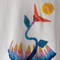 My project for course: Embroidery and Fabric Painting for Beginners. Un proyecto de Moda, Pintura, Pattern Design, Bordado, Ilustración textil, DIY, Upc, cling y Diseño textil de queer_spoon_art - 13.12.2023
