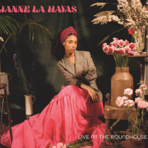 Lianne La Havas live at the Roundhouse . Br, ing, Identit, Graphic Design, Packaging, and Product Design project by Leandro Lima McAllyster - 01.21.2024