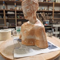 Mon projet du cours : Initiation à la sculpture figurative en argile. Un progetto di Belle arti e Scultura di clementine.nemo - 14.02.2024