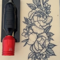 Mi proyecto del curso: Tatuaje botánico con puntillismo. Ilustração tradicional, Desenho de tatuagens e Ilustração botânica projeto de Felipe Gajardo - 06.04.2024