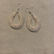 My project for course: Crochet wire jewelry. Arts, Crafts, Fashion Design, Fiber Arts, DIY, Crochet, and Textile Design project by Ani M - 04.18.2024