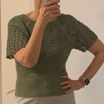 Il mio progetto del corso: Top-down: capi interi all'uncinetto. Fashion, Fashion Design, Fiber Arts, DIY, Crochet, and Textile Design project by Silvia - 05.11.2024
