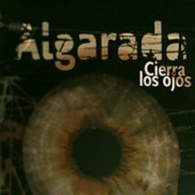 Cover cd Algarada. Design, e Fotografia projeto de Laura Bustos - 11.01.2011