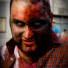 Marcha Zombie Madrid. Un proyecto de Fotografía de Esther Garcia Delgado - 11.04.2011