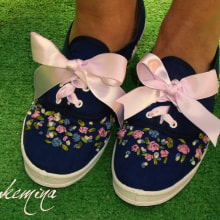 Shoes Bukemina. Design, Ilustração tradicional, e Fotografia projeto de Bukemina Mina - 14.06.2011