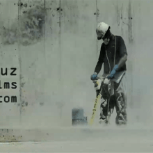 Spot para ZUUZ FILMS/ Realizador y Editor . Un proyecto de Publicidad, Música, Cine, vídeo y televisión de Director & Producer REALIZADOR Y EDITOR AUDIOVISUAL, BARCELONA - 08.09.2012