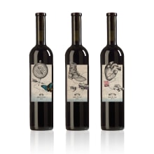Packaging de vinos. Design, Traditional illustration, and 3D project by yesika aguin gomez - 03.26.2012
