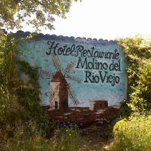 Molino del Río Viejo. Un proyecto de Diseño, Ilustración tradicional e Instalaciones de Graffiti Media - 31.03.2012