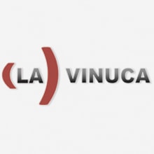 La Vinuca. Un proyecto de Diseño, Ilustración tradicional y Publicidad de Iván Peligros Blanco - 17.05.2012