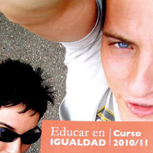 Educar en igualdad. Curso 2010/2011: diseño editorial. Design projeto de Paco Mármol - 05.06.2012