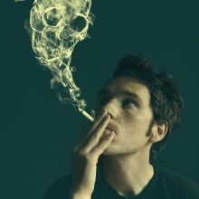Smoke. Ilustração tradicional, Publicidade, e Fotografia projeto de Ivan Rivera - 16.07.2012