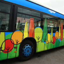 Diseño autobús urbano. Un proyecto de Diseño e Ilustración tradicional de Natalia de Frutos Ramos - 24.07.2012