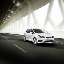 Seat Ibiza 2012. Design, Traditional illustration, Advertising, and 3D project by Juan Fernández - 09.07.2012