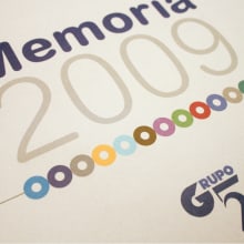 Memoria Anual Grupo 5. Un proyecto de Diseño de Silvia Bezos García - 08.10.2012