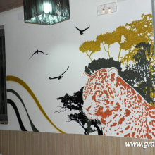 Bar Amazonia. Un proyecto de Diseño, Ilustración tradicional, Publicidad e Instalaciones de Graffiti Media - 11.10.2012