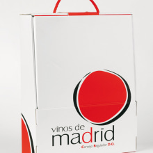Packaging. Vinos de Madrid. Design projeto de Fernando Fernández Madarnás - 21.10.2012