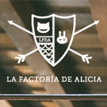 Diseño identidad corporativa/Web La Factoría de Alicia. Design e Ilustração tradicional projeto de Se ha ido ya mamá - 11.06.2013