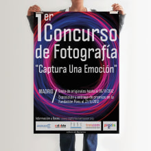 Captura una emoción. Advertising project by Mireia López Vera - 11.27.2013